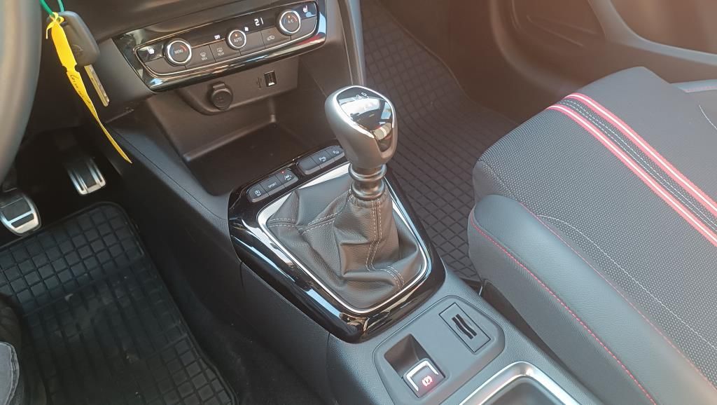 Autohaus Zimpel & Franke -  Opel CORSA GS Line 1.2 DI Turbo 74 kW 100PS DAB+LED+ - Bild 10