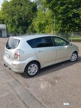 Toyota Corolla Verso 2.0-l-D-4D Luna Luna - gebrauchte Toyota Corolla Verso aus dem Jahr 2004