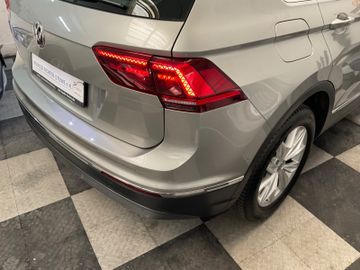 Volkswagen Tiguan - 12