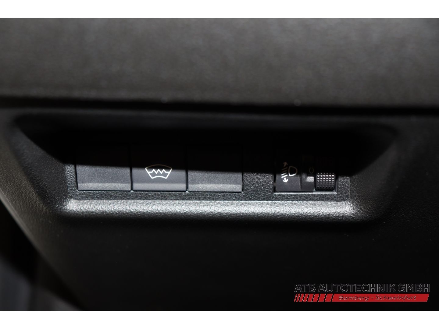 Fahrzeugabbildung Fiat 600 Street 1.2l 100PS M/T LED Apple CarPlay Klim