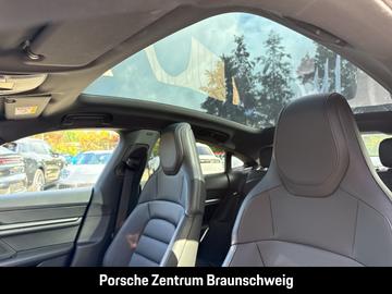 صورة مصغرة 24 لـ 2025 Porsche TAYCAN