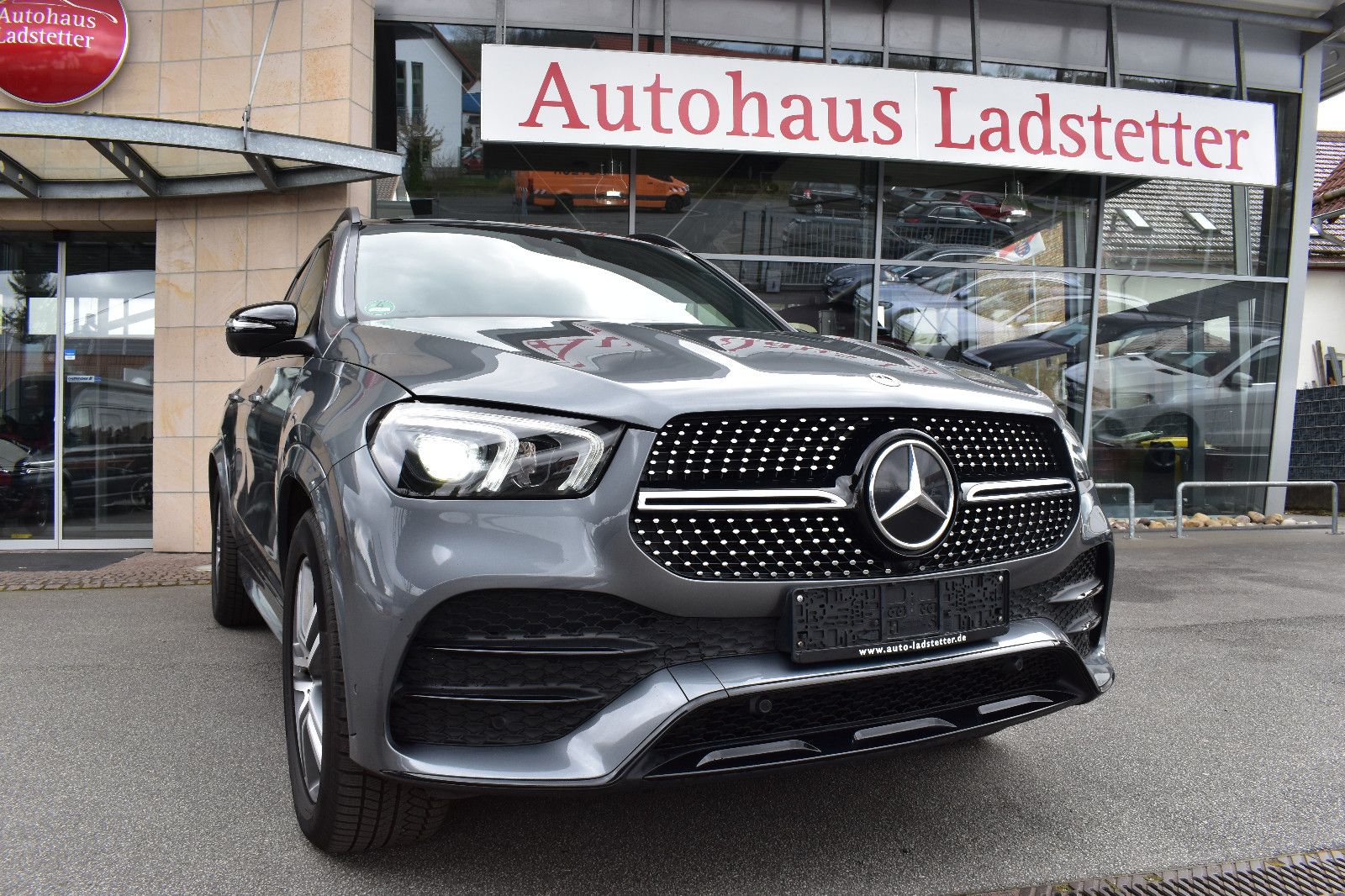 MERCEDES-BENZ GLE 350*4Matic*Pano*AMG-Line*Night*360°Kamera
