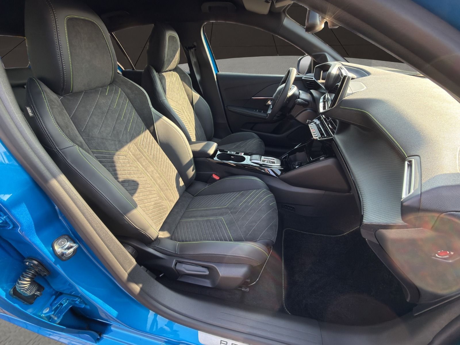 Peugeot 208 - Bild 16