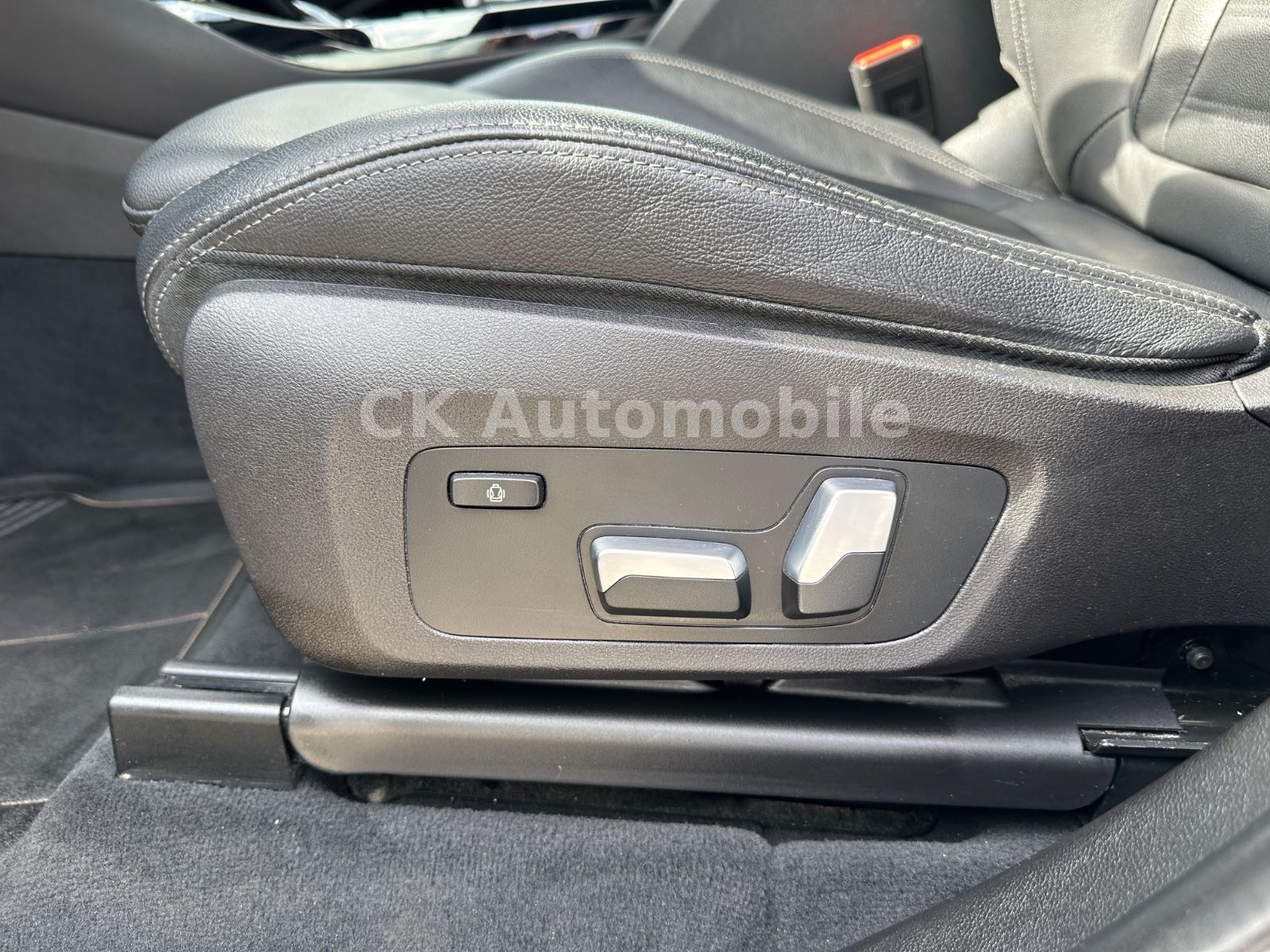 Fahrzeugabbildung BMW X3 xDrive 30i M-Sport/Navi/LED/ACC/360°Kam/AHK