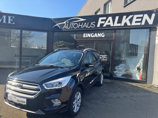 Ford Kuga Navi RKamera  SHZ Keyless SideAssist 2H/SH