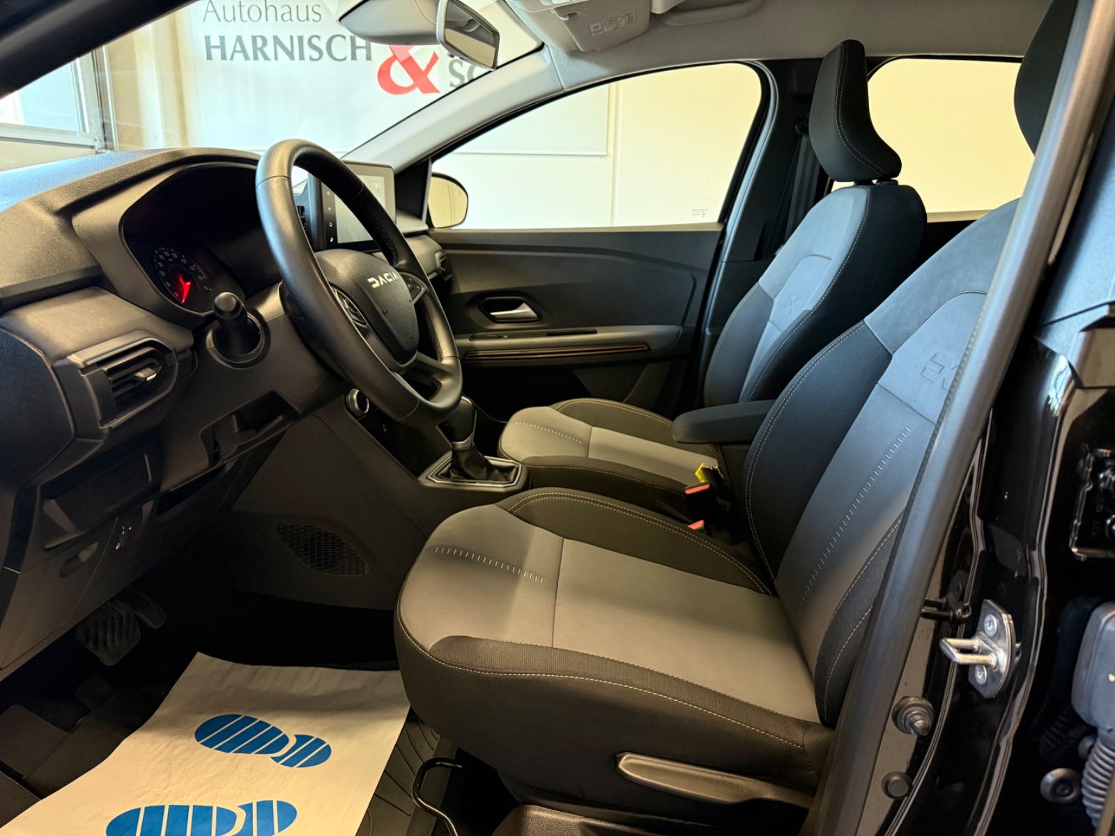 Fahrzeugabbildung Dacia Sandero III Stepway Extreme CVT, WENIG KM!