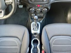 Fahrzeugabbildung Jeep Renegade Limited 4WD Carplay Navi Tempomat PDC!