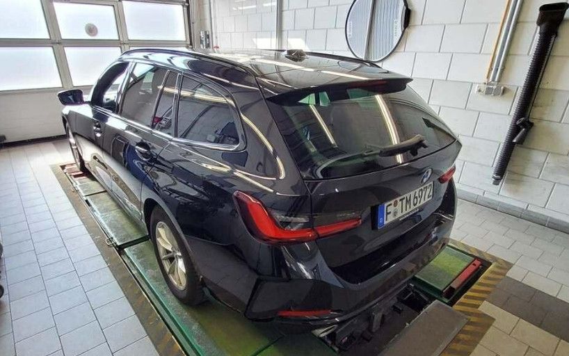 BMW 320d T Aut LED/ACC/NAVI/VIRTU/SHZ/AHK/8Fa foto 4