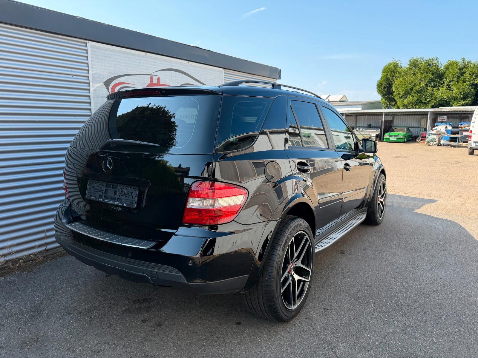 Mercedes-Benz ML 320 CDI XENON/NAVI/LEDER/SHZ/TEMP/KLIMA/AHK