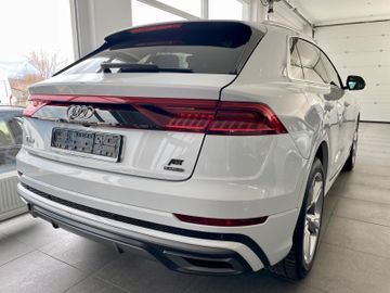 Audi Q8 - 9