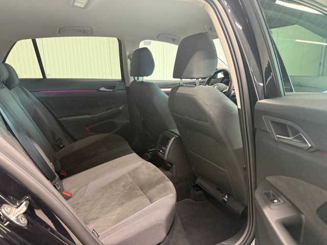 Golf VIII Life 1.5 TSI AHK STNDHZG LED