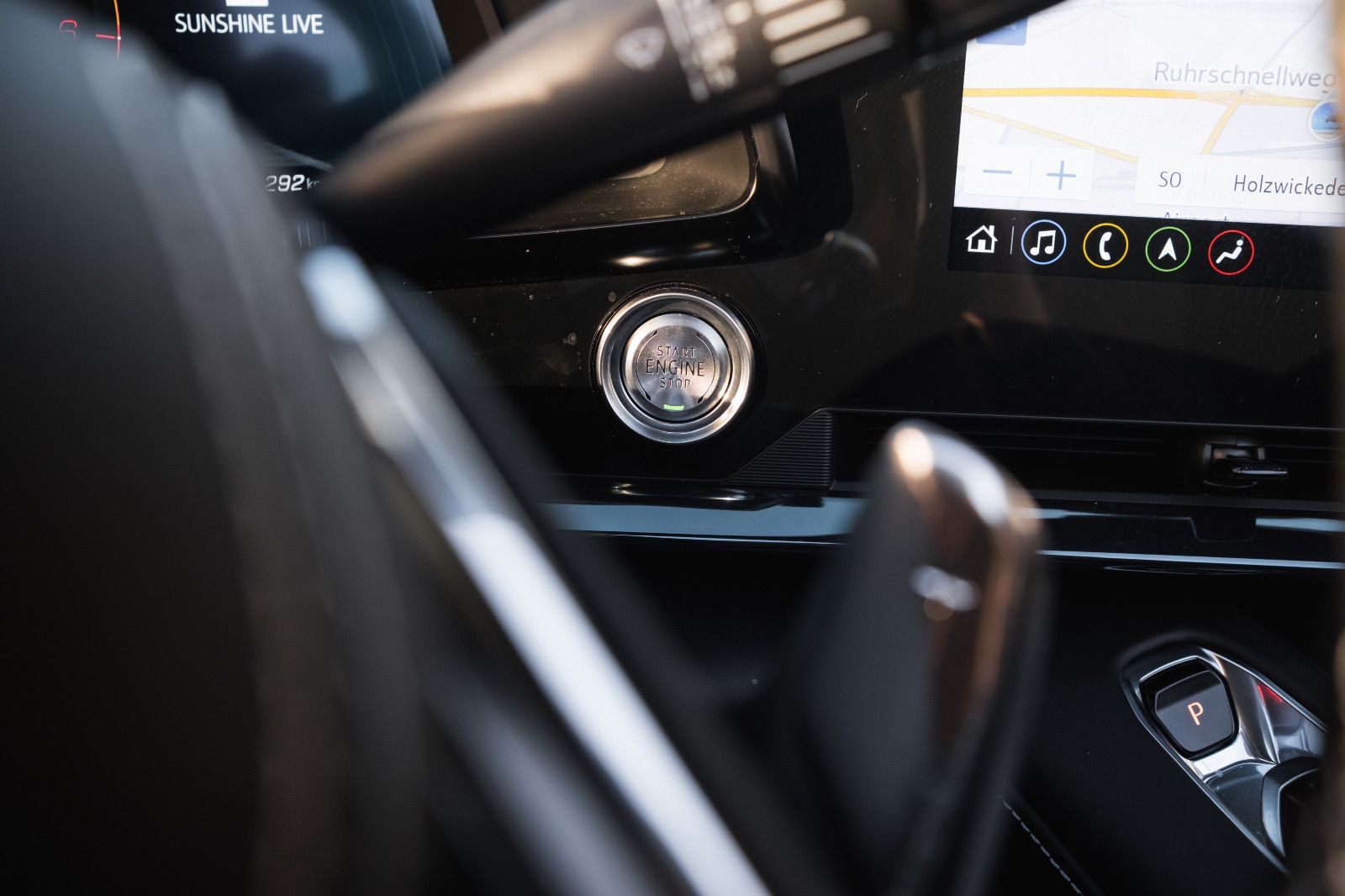 Fahrzeugabbildung Corvette C8 Convertible-Carbon package-BOSE-Lift-System