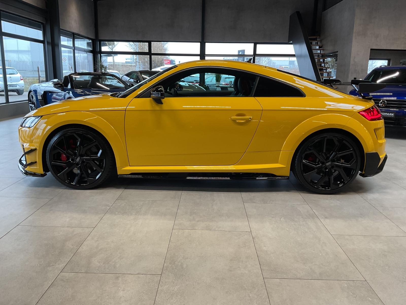 Audi TT RS Coupe Akropovic B&O Matrix 440PS 280km/h