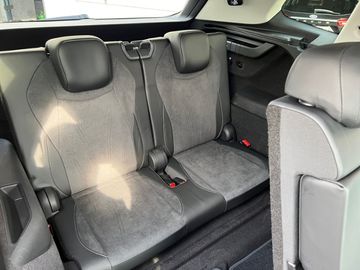 Volkswagen Tayron Elegance 1,5l eTSI 150 PS 7-Gang-DSG