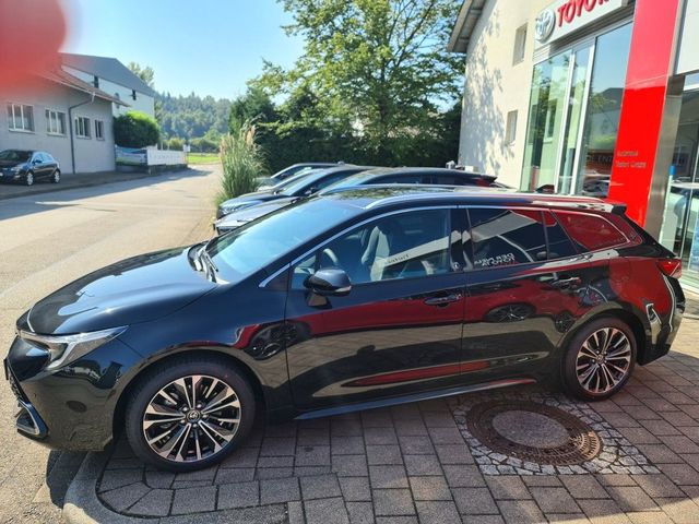 Corolla 2.0 Hybrid Touring Sports Team D