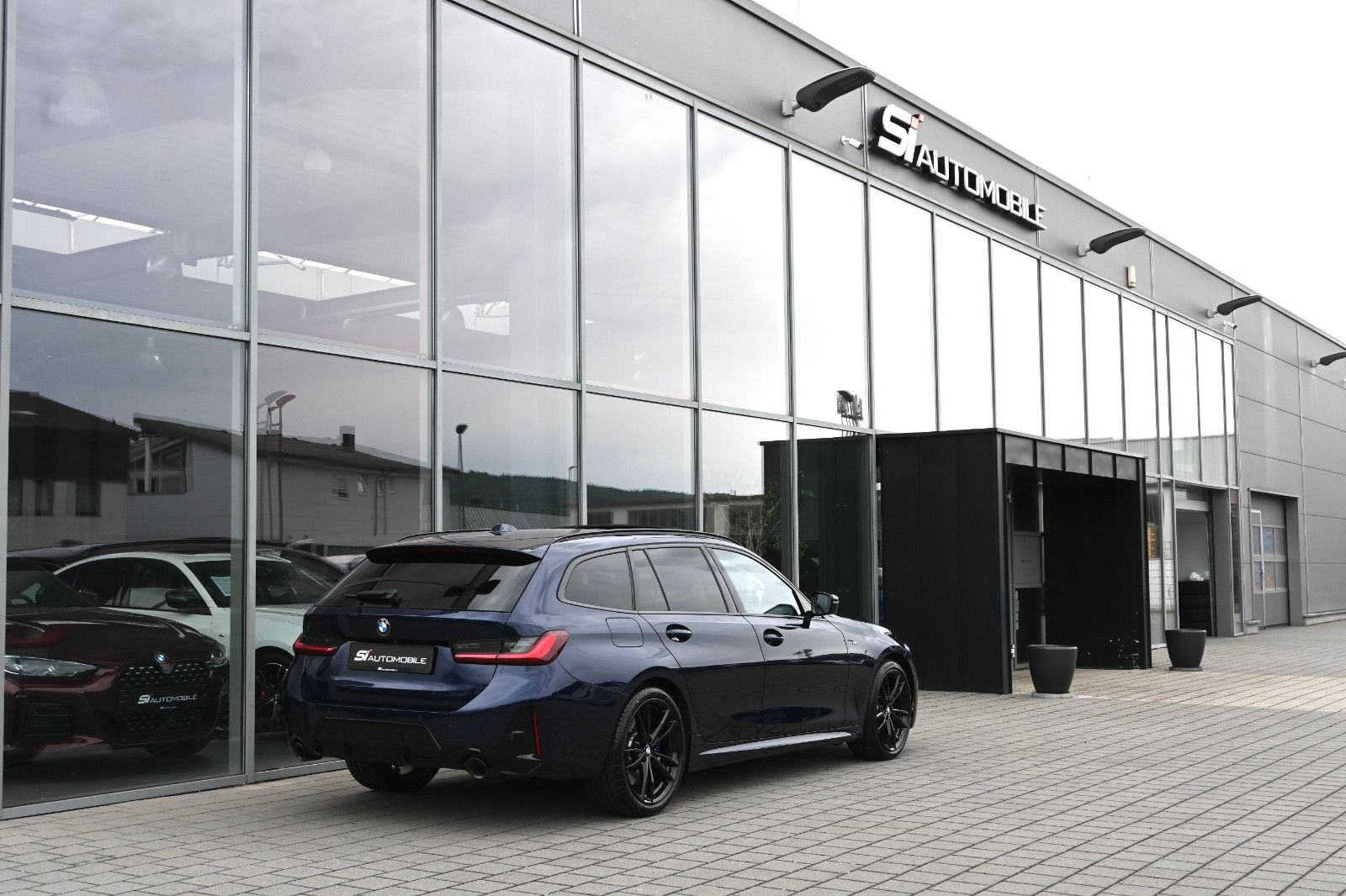 Fahrzeugabbildung BMW 320d xDr. Touring M-Sport °UVP 81.250€°ACC°MEMO°