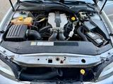 Opel Omega B 3.2 V6  - Opel Omega mit Benzin-Antrieb