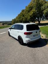 Volkswagen Touran 2.0 TDI SCR 140kW DSG Highline Highline - VW Touran von privat