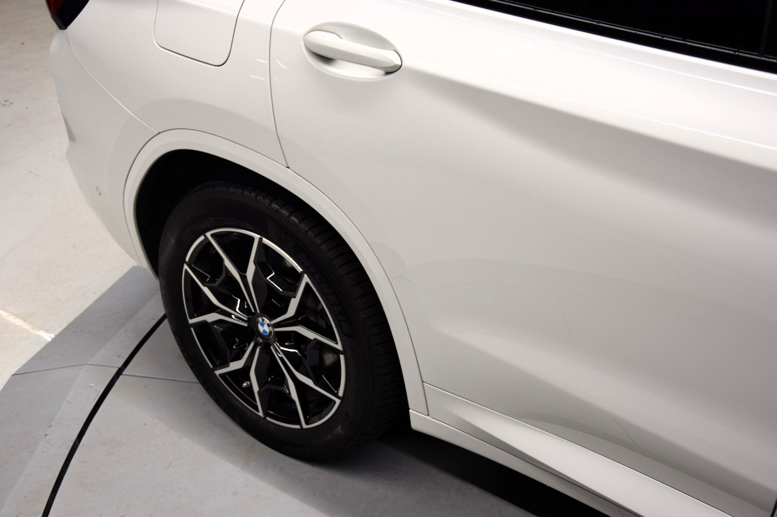 Fahrzeugabbildung BMW X3 xDrive 20 i M Sport H&k ACC Laser Pano Leder