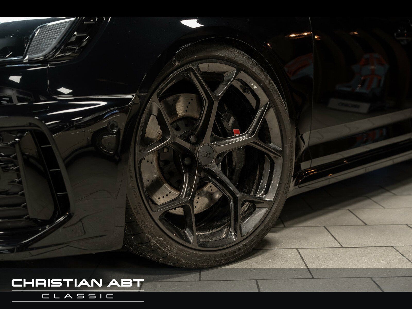 Fahrzeugabbildung Audi RS 4 Competition Plus Panorama * B&O * Keyless