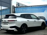 BMW iX xDrive40 Sportpaket AHK Massage h&k PanoSky - BMW iX in Duisburg