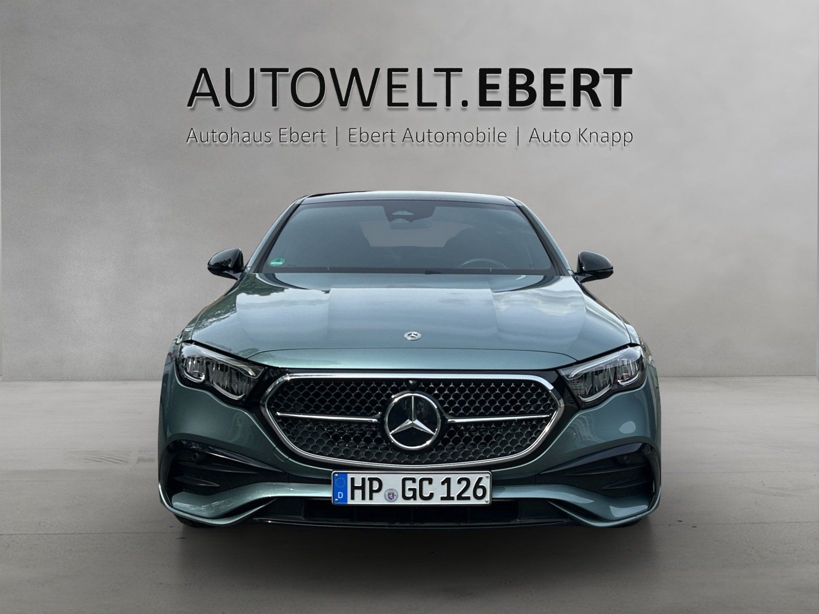Fahrzeugabbildung Mercedes-Benz E 200 AMG Pano DISTRO Kamera NIGHT KeyGO 19"