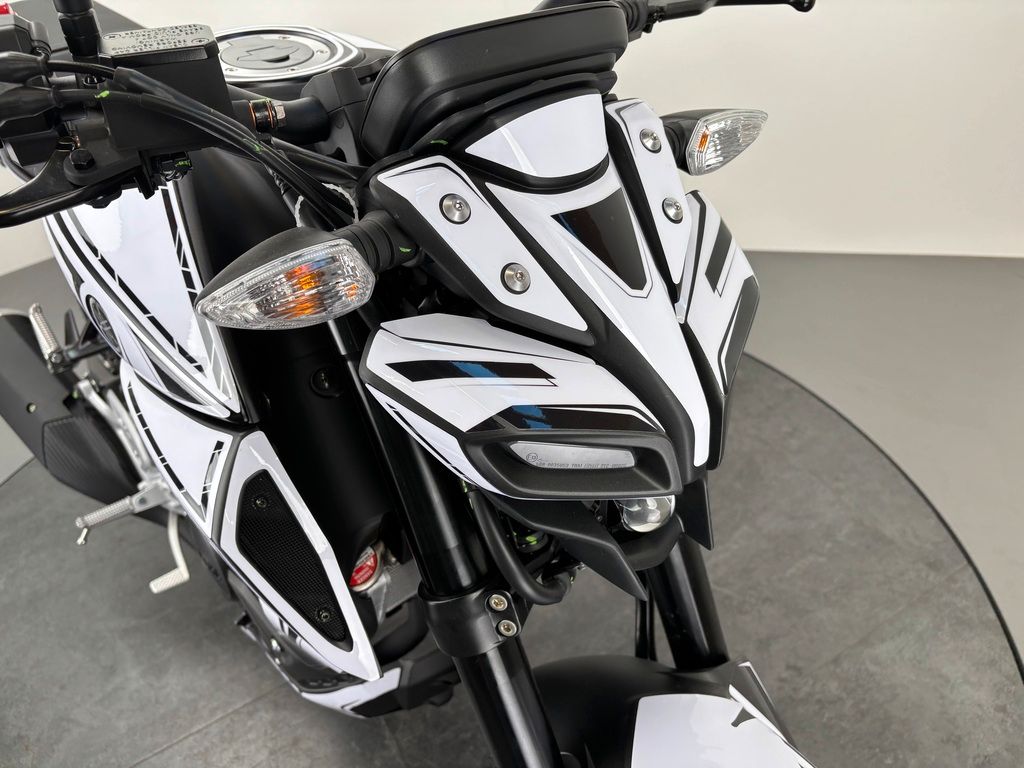 Fahrzeugabbildung Yamaha MT-125 *HERBST DEALS*YAMAHA RIDER FOLIERUNG