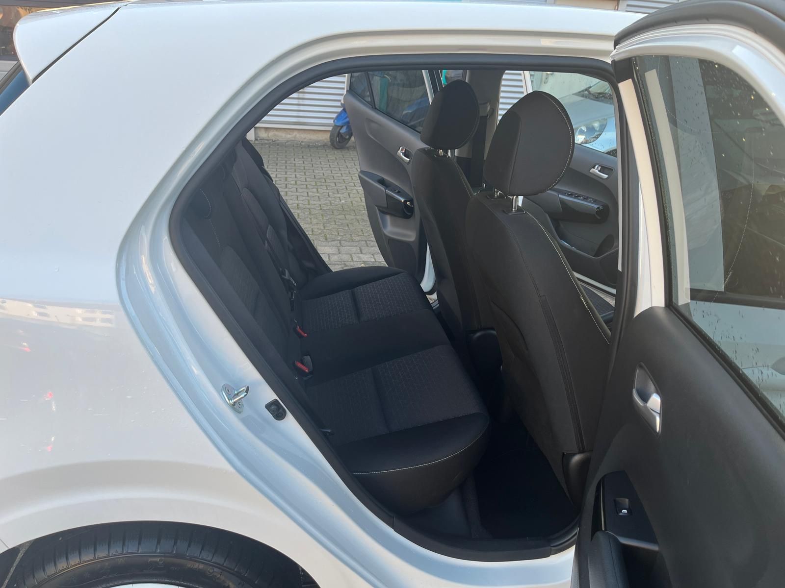 Fahrzeugabbildung Kia Picanto Vision Navi Autom.