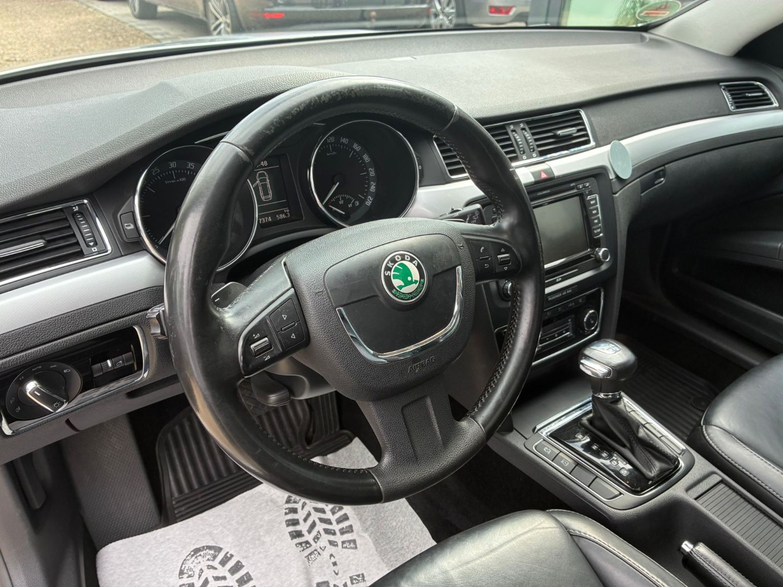 SKODA Superb Superb 2.0 TDI Elegance 4x4*DSG*Pano*Xenon*, Ansicht 15