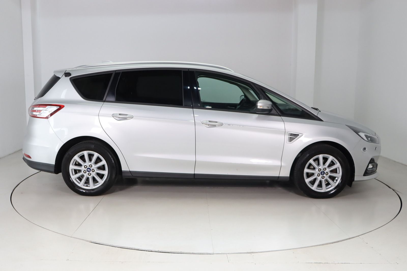 Fahrzeugabbildung Ford S-MAX * Navi * Bi-Xenon * PDC