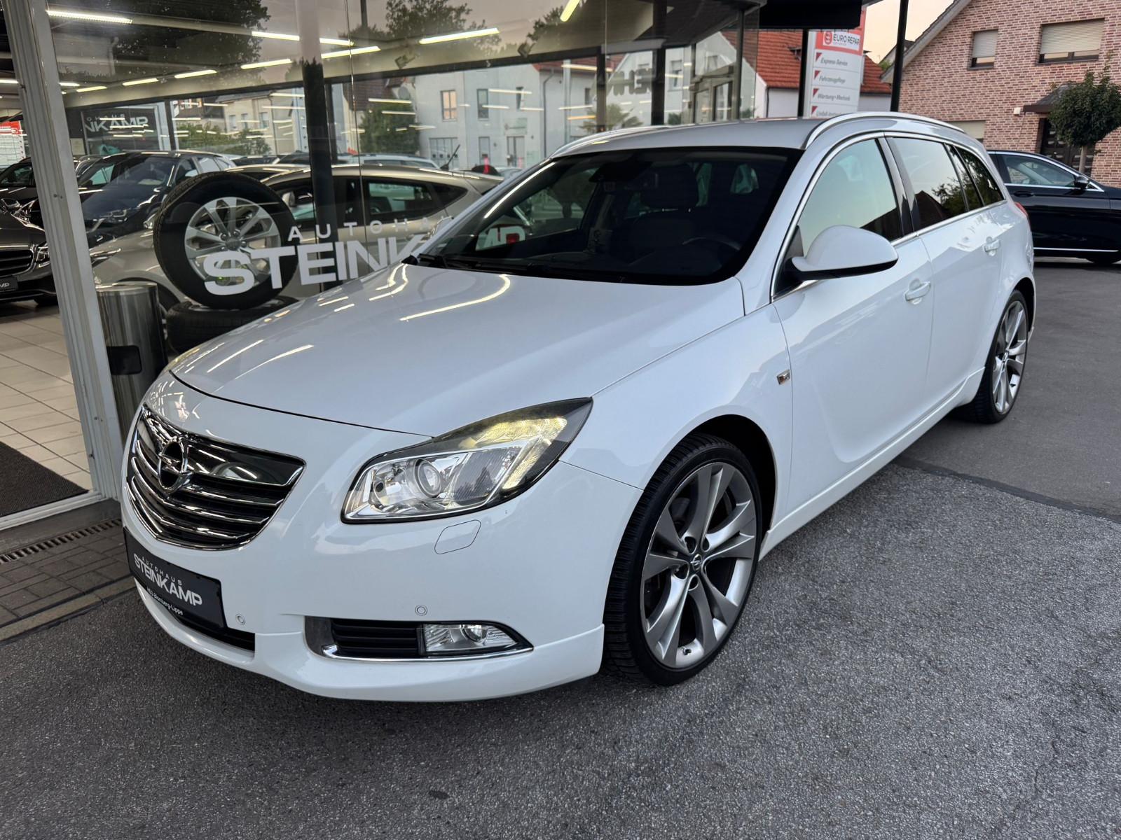 Opel Insignia A Sports Tourer OPC Line Aut. * 20Zoll