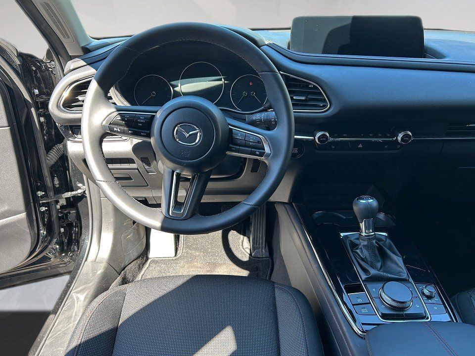 Fahrzeugabbildung Mazda CX-30 2.5L e-SKYACTIV G 140ps