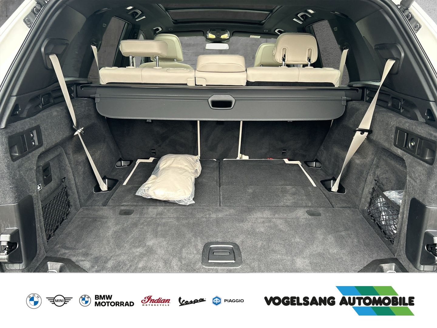 Fahrzeugabbildung BMW X5 30d xDrive,M Sport,7-Sitzer,Standheizung,AHK