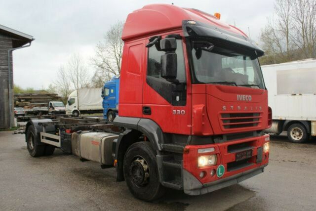 Iveco STRALIS AT 190 S 33 EURO 5 BDF BAUJAHR 2007