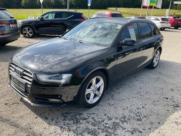Audi A4 - 1