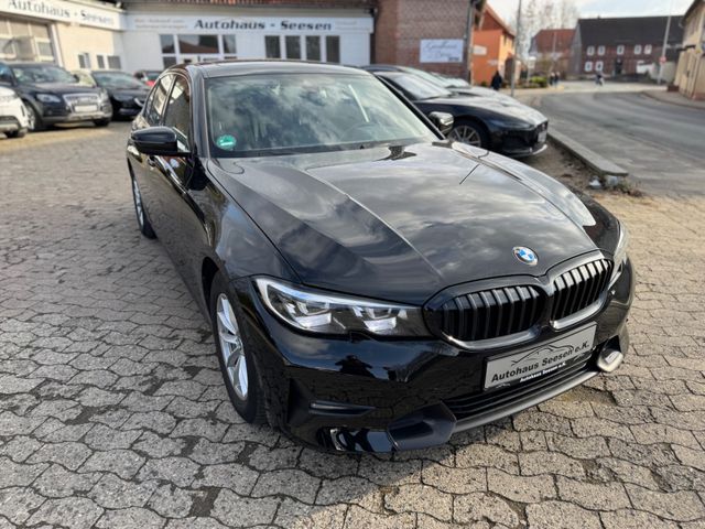 BMW 320 d Sport Line *Leder*Schiebedach*Virtual*Navi