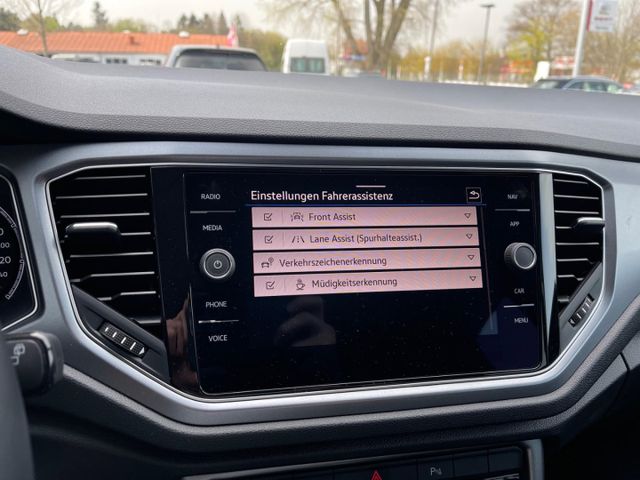 T-Roc Active 2.0 TDI DSG Navi PDCv+h CarPlay BT