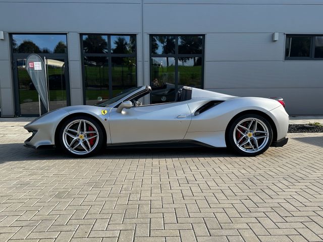 Ferrari 488 Pista Spider, Lift, JBL, Kamera, Carbon