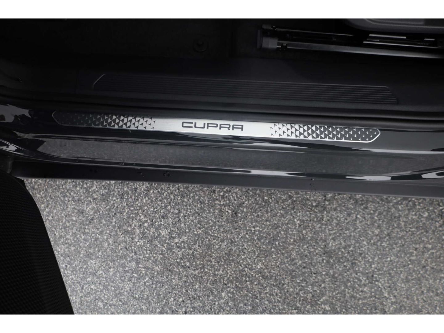 Cupra Tavascan - Bild 21