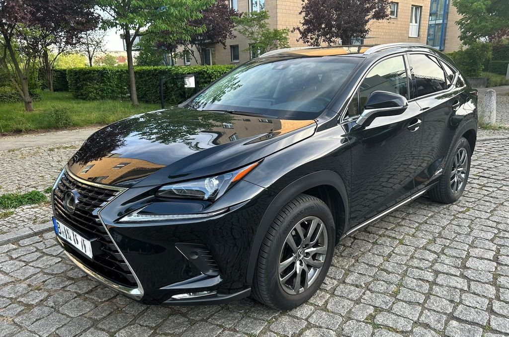 Image of Lexus NX 300