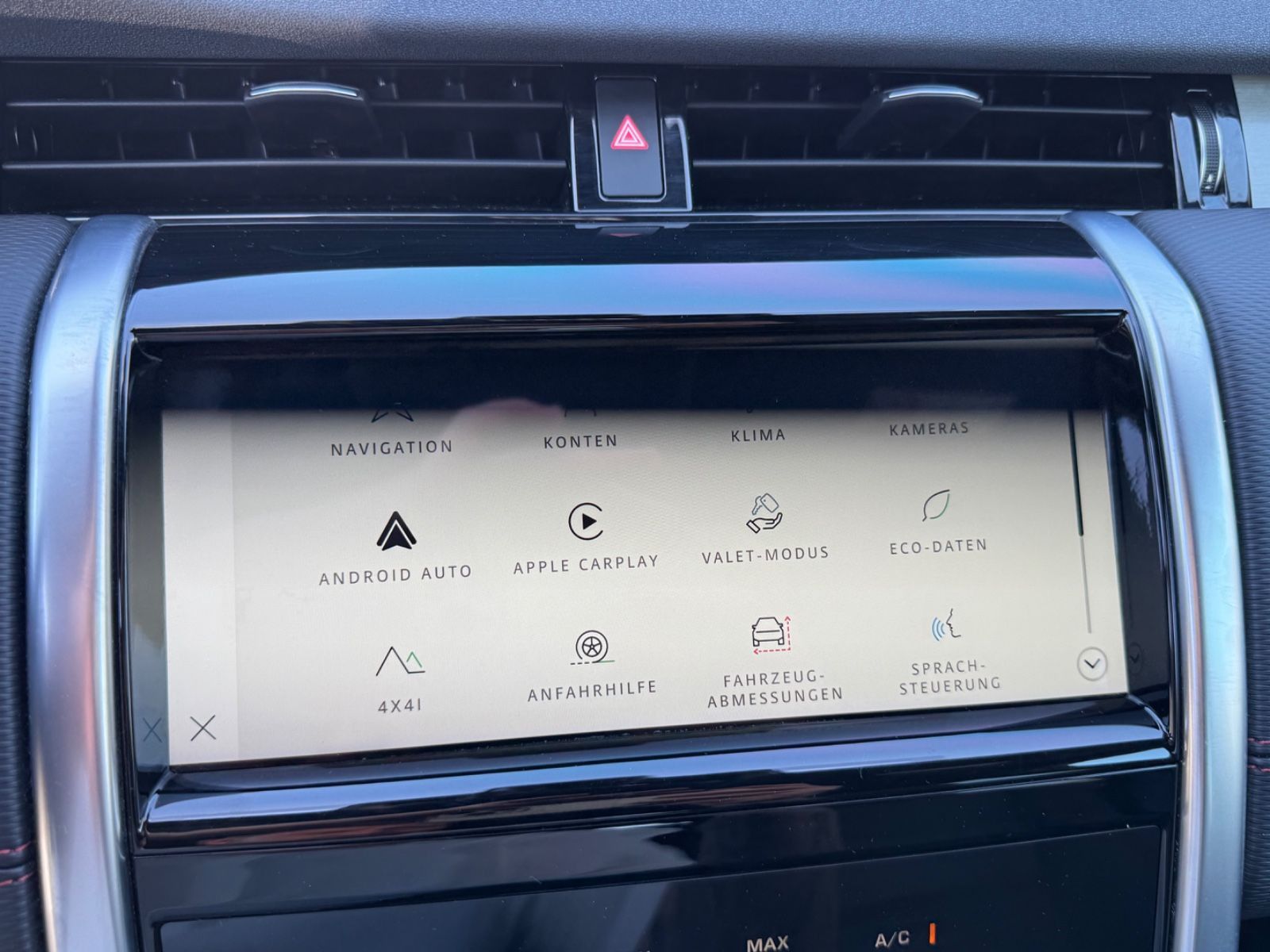 Fahrzeugabbildung Land Rover Discovery Sport R-Dynamic /MERIDIAN/CARPLAY/KAM