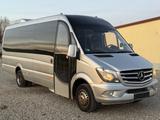 Mercedes-Benz Sprinter II Kombi 519 CDI 24 Sitze Leder - Mercedes-Benz Sprinter mit Panoramadach