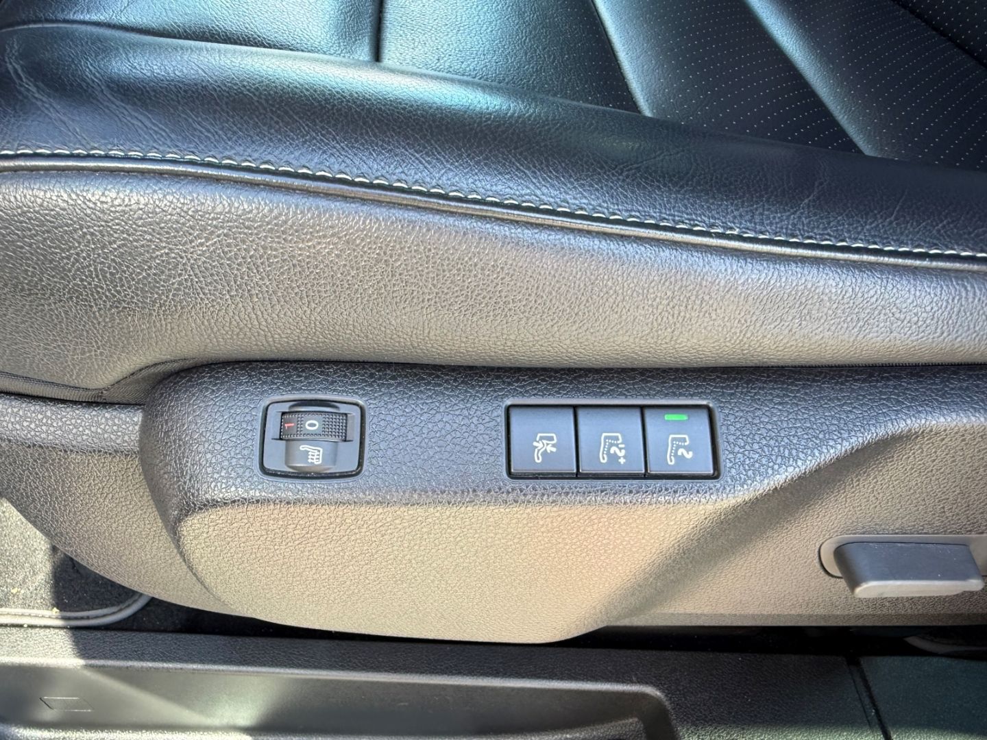 Fahrzeugabbildung Opel Zafira Life Elegance M 2.0 8-Sitzer+Pano+AHK