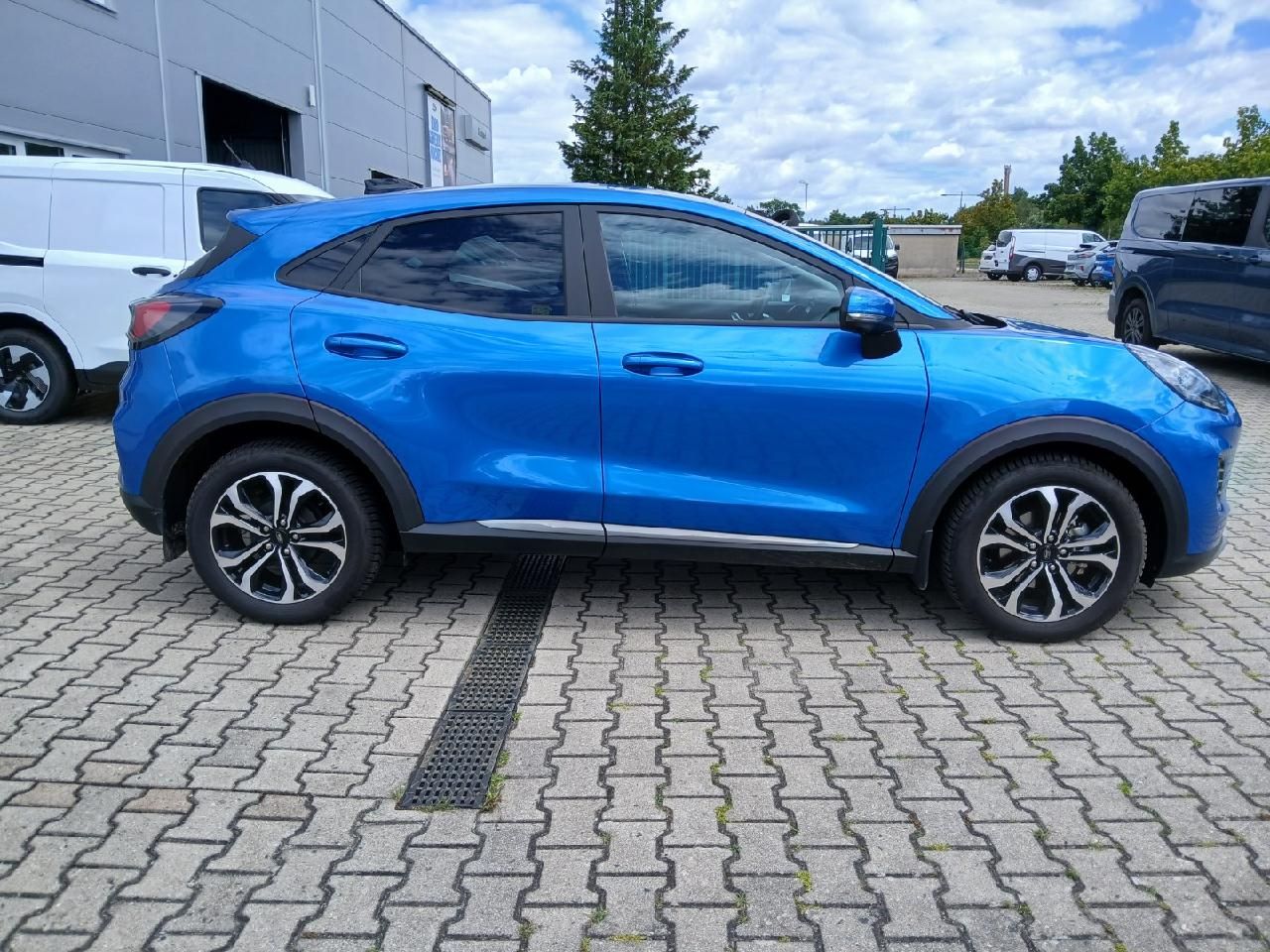 Fahrzeugabbildung Ford Puma Titanium