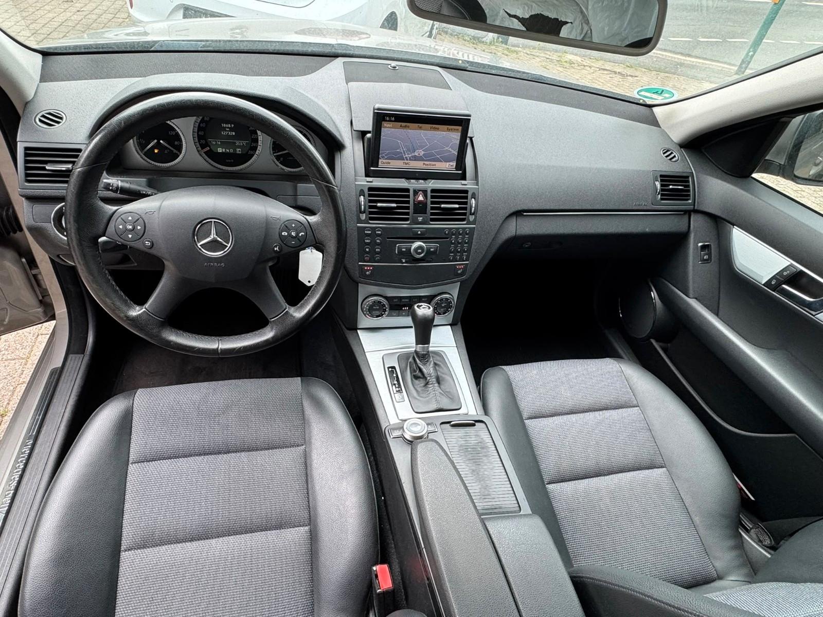 Mercedes-Benz C 280 Automatik/Leder/Navi/Xenon/19Zoll/2.Hd