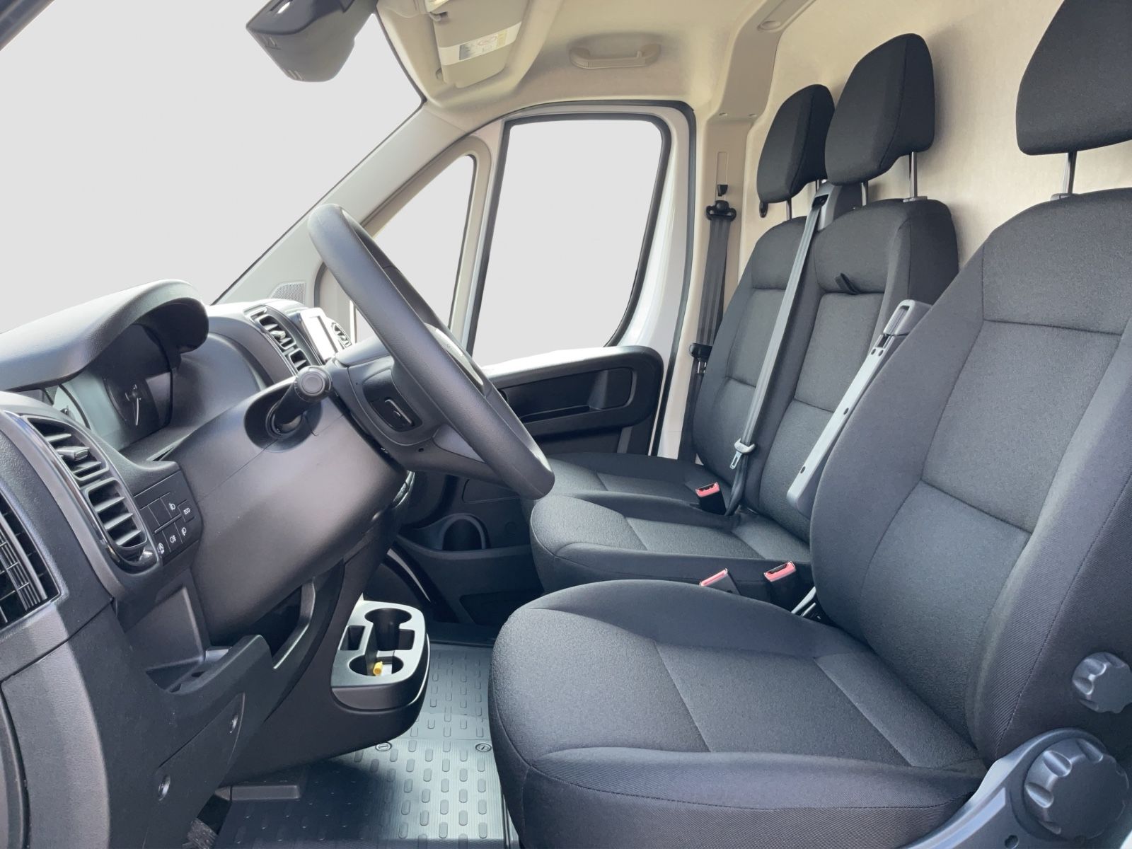 Fahrzeugabbildung Fiat Ducato L2 H2 140 Multijet + Laderaumpaket