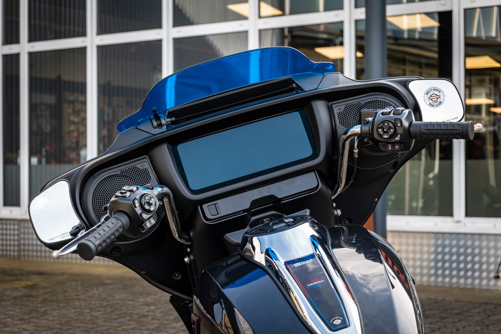 Fahrzeugabbildung Harley-Davidson Street Glide FLHX MY26 117 CUI