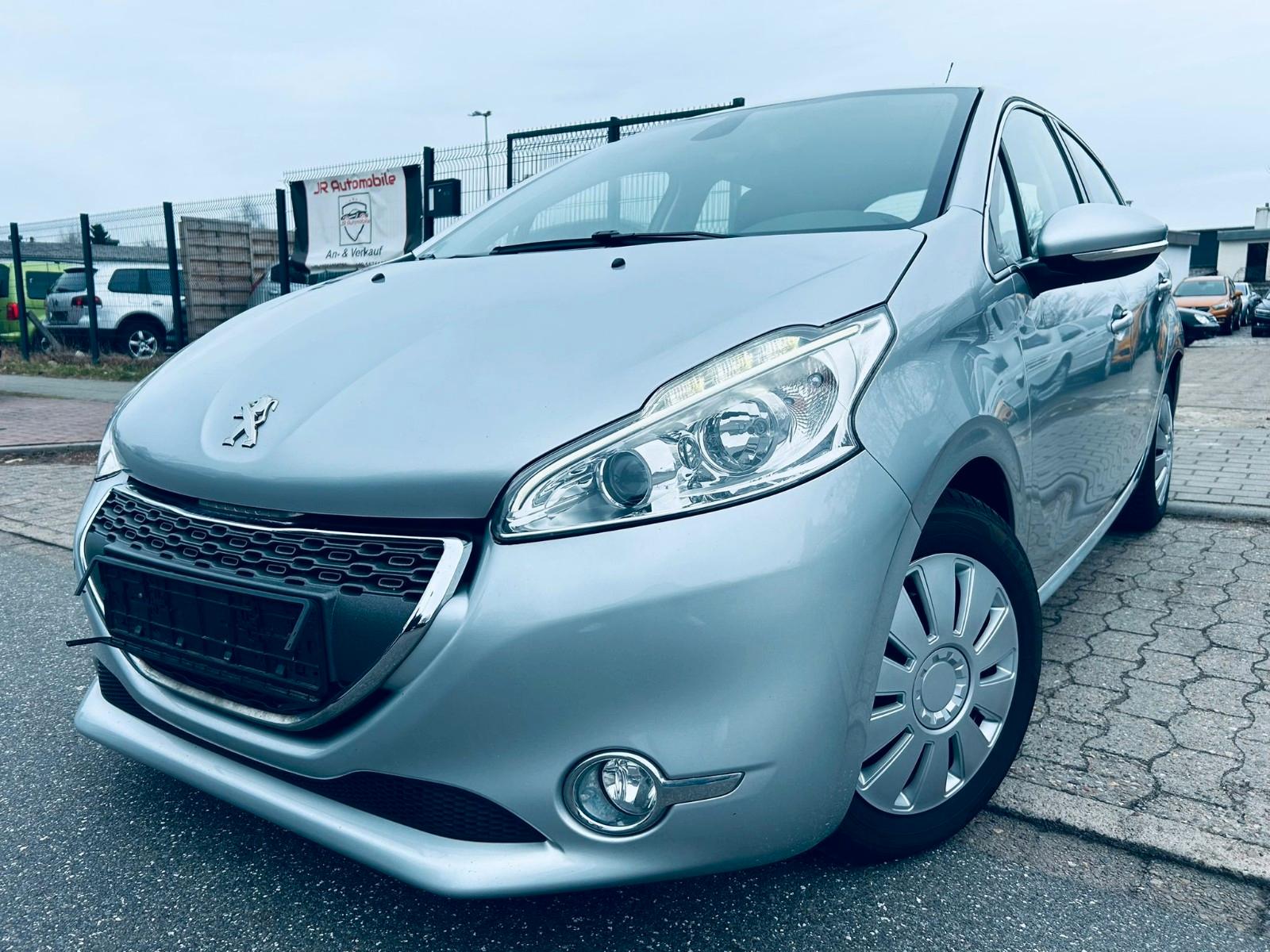 Peugeot 208 Allure 1.6 *KLIMA*NAVI*PDC*LED