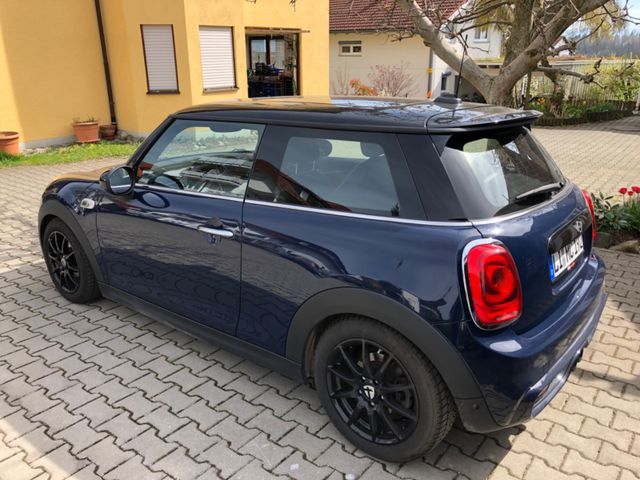 MINI Cooper S H.Kard. Klima Navi Pano.Dach Drive Mod.