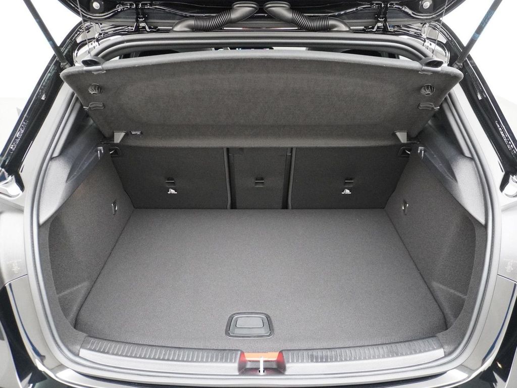 Mercedes-Benz A 250 e Star Edition AMG Line | Panorama - Schie